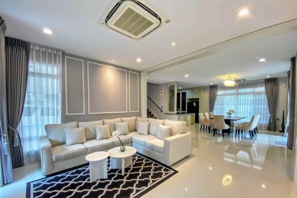 For RentHouseKasetsart, Ratchayothin : For rent - Luxury house, fully furnished, 4 bedrooms, Phahon 50 area, near international school, only 180,000 baht. If interested, contact Line: aumm1.1.1