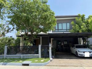 For SaleHousePattanakan, Srinakarin : 👉Sale Detached House in a potential area of Pattanakarn, The City Pattanakarn surrounded by various facilities, including utilities and accessing transportation systems, such as Suvarnabhumi Airport, Suan Luang Rama IX