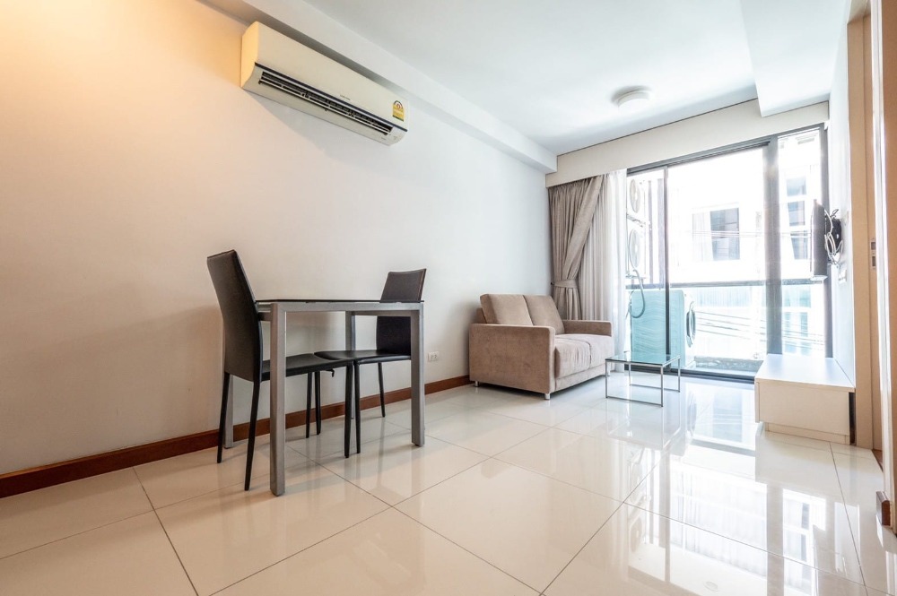 For RentCondoSukhumvit, Asoke, Thonglor : Condo for rent, Le Cote Thonglor 8, Le Cote Thonglor 8, near BTS Thonglor.