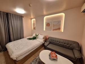 For SaleCondoOnnut, Udomsuk : P-2520 Urgent sale! Condo Elio s 64, beautiful room, fully furnished, ready to move in, best price in the project.