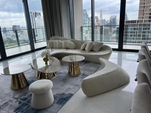 For SaleCondoWitthayu, Chidlom, Langsuan, Ploenchit : 📢👇Rare item! Luxury penthouse for sale with tenant ( rental 550k) , nice modern decoration decor, fully furnished , unblocked green view, next to Velaa community mall, near Lumpini park