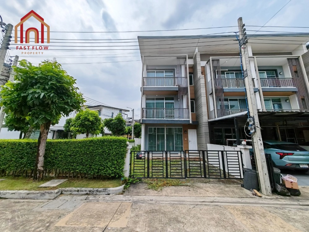 For SaleTownhouseRama 2, Bang Khun Thian : For sale cheap, below cost, 3-story townhome, corner unit, Town Avenue Time, Soi Thakham 16, next to the main road, near Central Rama 2, Town Avenue Time Thakham16, 38.5 square wah.