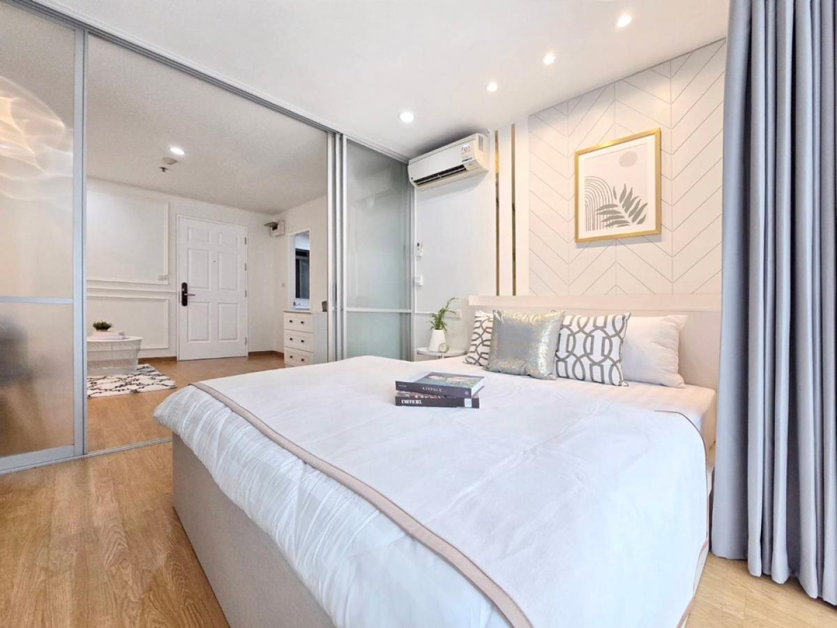 For SaleCondoRatchadapisek, Huaikwang, Suttisan : 🎉 Are you looking for a condo that is right in the heart of the city? 😃If you are looking, consider looking at this room first. 😁‼️‼️No down payment required🥰‼️..🩷 Udelight Huai Khwang price 2.399 million baht.🎉🎉🎉Book this month. Give away gold 🎉🎉🎉.😀 will