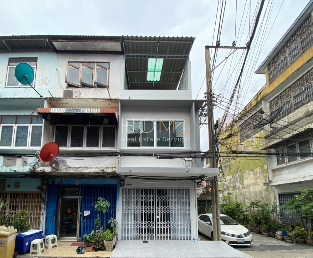 For SaleShophouseSathorn, Narathiwat : cornerback position There is more parking space ✨ Commercial building Soi Charoen Krung 107 / 3 bedrooms (SALE), Commercial building Soi Charoen Krung 107 / 3 Bedrooms (SALE) NUT918