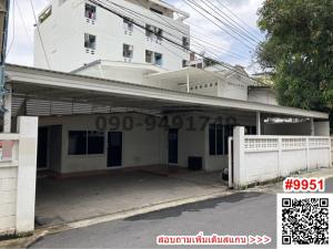 For SaleWarehouseSathorn, Narathiwat : Home office for sale, Soi Narathiwat Ratchanakarin 10, Intersection 22-3 Sathorn, only 3 minutes from BTS St. Louis.
