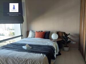 For RentCondoRama9, Petchburi, RCA : For rent at Rhythm Asoke Negotiable at @condo9000 (with @ too)