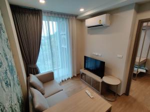 For RentCondoOnnut, Udomsuk : For rent: The Nest Sukhumvit 71, LOW RISE condo, resort style, near BTS Phra Khanong, on Sukhumvit 71, just 1 minute from Chalong Rat Expressway. With a total common area of ​​more than 1 rai.