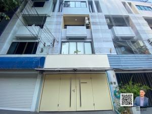 For RentTownhouseSukhumvit, Asoke, Thonglor : Townhouse for rent on Sukhumvit soi 49 – Just a minutes walk to Fuji Supermarket