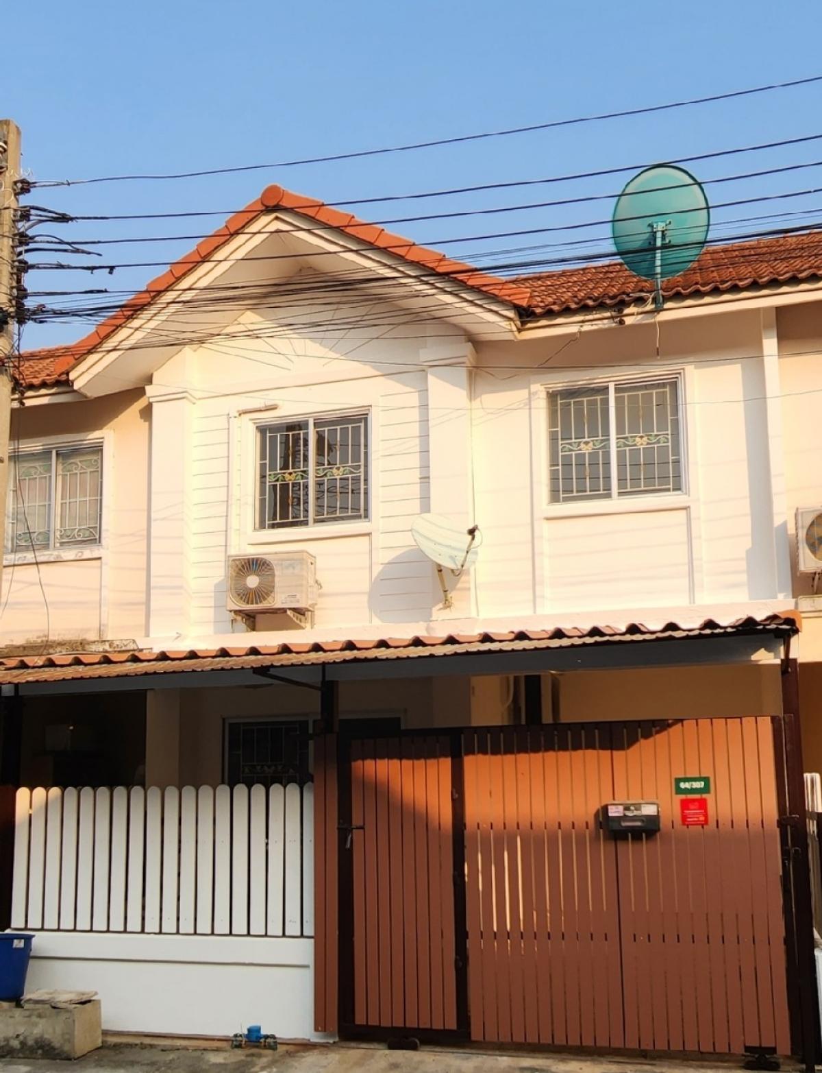 For RentTownhouseNonthaburi, Bang Yai, Bangbuathong : Townhouse for rent, cheap price Near Central Westgate Bang Yai