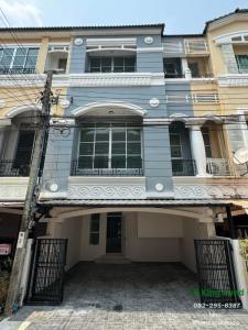 For RentTownhouseYothinpattana,CDC : #For rent/sale, 3-story townhome, beautifully decorated. city ​​center village Lat Phrao-Yothin Phatthana Ekkamai-Ramintra area, rent 25,000 baht/month, 3 air conditioners, parking for 1-2 cars #pets allowed #company registration possible #near Central Ea