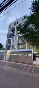 For RentHome OfficeRama9, Petchburi, RCA : Home office for rent, 6 floors, has rooftop with 1 elevator, Rama 9 area.