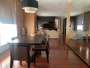 For RentCondoSukhumvit, Asoke, Thonglor : 💖Condo for rent, The Height Thonglor, near BTS Thonglor, 2 bedrooms, has furniture. Complete electrical appliances