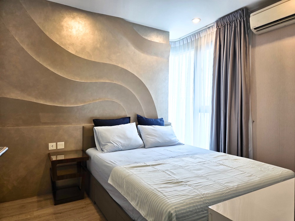 For SaleCondoSiam Paragon ,Chulalongkorn,Samyan : Ideo Q Chula - Samyan【𝐒𝐄𝐋𝐋】🔥Warm color tone room, simple, beautifully decorated, in the heart of the city, fully furnished. Near Samyan Mitrtown Ready to move in!! 🔥Contact Line ID: @hacondo