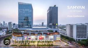 For SaleCondoSiam Paragon ,Chulalongkorn,Samyan : For sale, beautiful room, Triple Y condo, next to Samyan Midtown mall, condo next to Chula fence, next to Samyan Midtown mall, size 1 bedroom, 31.84 sq m, view of Rama 4 Road, 30th floor, very high, new room, size 2 beds, fully furnished, ready to move in