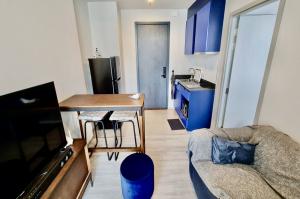 For RentCondoSukhumvit, Asoke, Thonglor : Code C20240400030..........XT Ekkamai for rent, 1 bedroom, 1 bathroom, high floor, furnished, ready to move in