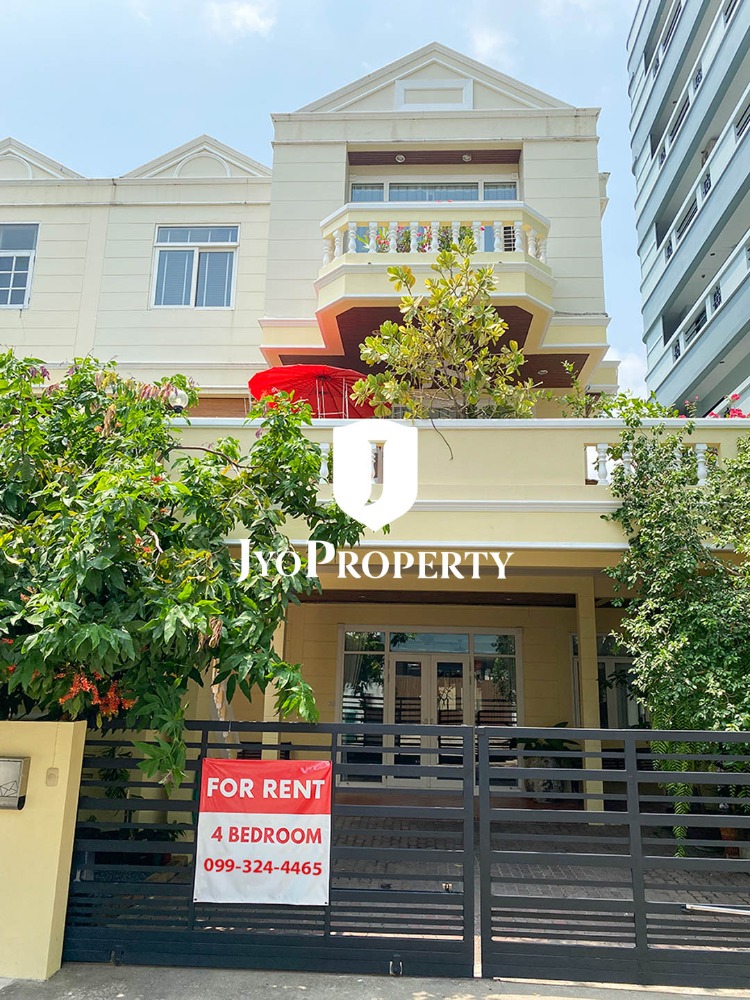 For RentTownhouseSukhumvit, Asoke, Thonglor : 3-storey townhouse in Sukhumvit  area for residential use only, interior decoration, ready to move in!
