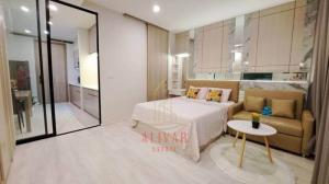 ให้เช่าคอนโดวิทยุ ชิดลม หลังสวน : RC040224 Condo for rent, Noble Ploenchit, next to BTS Ploenchit, with private elevator in every unit.