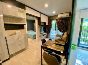For RentCondoChiang Mai : Escent ville condo for rent, 1 Bedroom Pool view (Cool side)