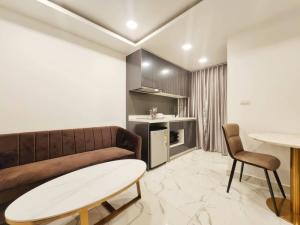 ให้เช่าคอนโดพัทยา บางแสน ชลบุรี สัตหีบ : Arcadia Center Suite new room for rent