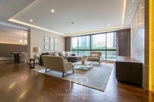 For RentCondoSathorn, Narathiwat : Nicely decorated 317.56sq.m 4bed unit for rent in Sathorn area.