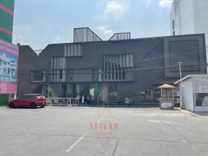 For RentShophouseRatchadapisek, Huaikwang, Suttisan : RB040024 For rent, 2-story building with parking lot. Usable area of over 2,344 sq m along Ratchada