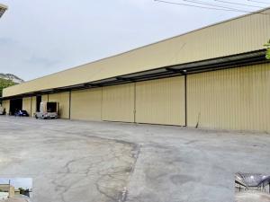 For RentWarehouseYothinpattana,CDC : Praditmanutham for rent warehouse newly built 150sq.wa. MRT LatPhrao 83 577sq.m. Central Eastville.