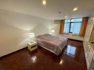 For RentCondoSukhumvit, Asoke, Thonglor : Urgent for rent! Room available 20 Apr. 🐶 Pets allowed in a closed system. Reserve immediately. Urgent for rent! Room available 20 Apr The Waterford Park Sukhumvit 53.