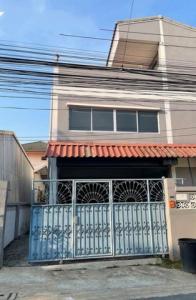 For RentTownhouseVipawadee, Don Mueang, Lak Si : HR1592 2-story townhome for rent, Soi Kosum Ruamjai, Don Mueang area, near Harrow International School, ready to move in.