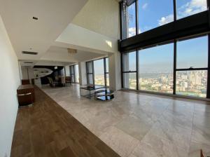 For SaleCondoSathorn, Narathiwat : Triple Penthouse for sale, The Met Sathorn, 4 bedrooms, 546 sq m., with private swimming pool.