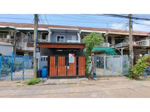 For SaleTownhouseVipawadee, Don Mueang, Lak Si : 2-story townhouse for sale, Sosu Nakhon 2 project, 3 bedrooms, 2 bathrooms.