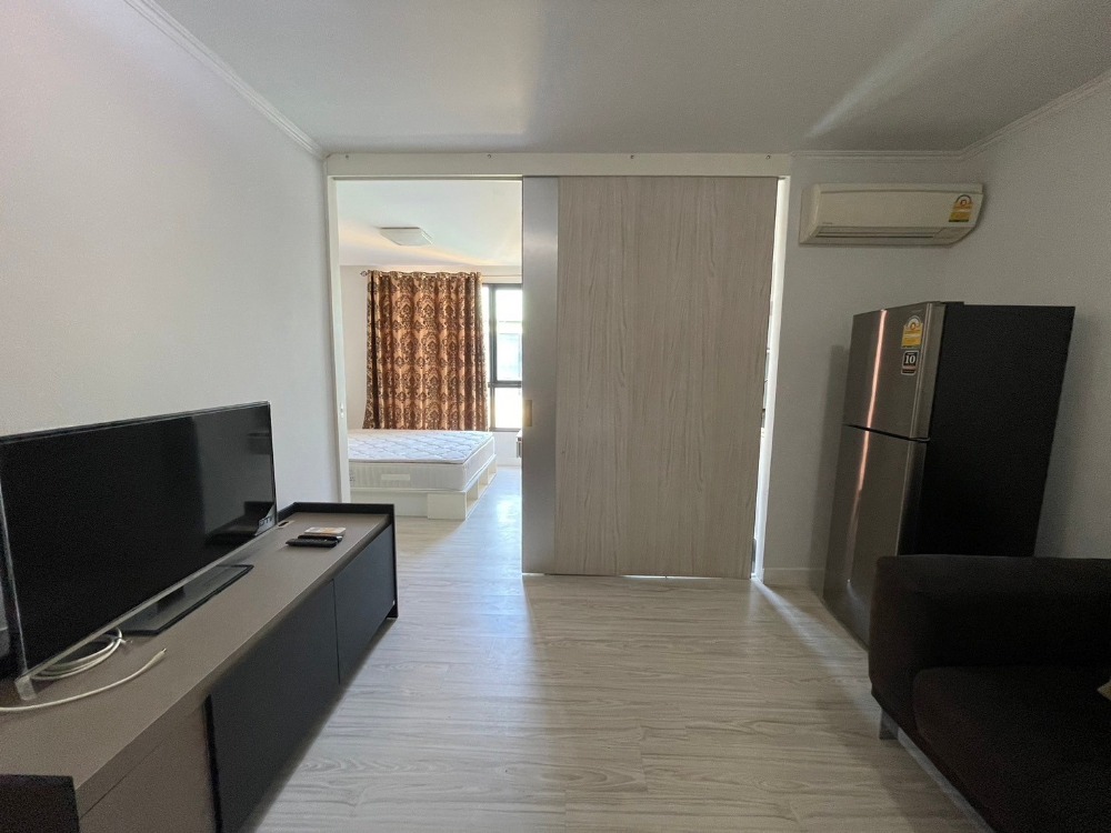 For RentCondoRatchadapisek, Huaikwang, Suttisan : 🏢G Style Condo🛏️Beautiful room ✨There are many rooms 🌐 Good location 🛋️Fully furnished 📺 Complete electrical appliances (special price)