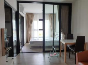 For RentCondoBang kae, Phetkasem : 👑 The Base Phetkasem 👑 1 bedroom, 1 bathroom, size 32 sq m., 10th floor, cool breeze. There is furniture and electrical appliances ready to move in.