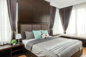For SaleCondoSukhumvit, Asoke, Thonglor : [Urgent sale🔥] The Emporio Place Sukhumvit 24 **near BTS Phrom Phong 2b3b, beautiful room, good location, ready to move in, special price!!