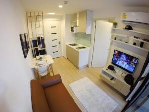 For RentCondoOnnut, Udomsuk : Condo for rent, Artemis Sukhumvit 77, near BTS On Nut. Beautiful room, suitable for people working in the city.