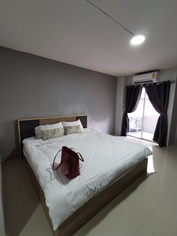 For RentCondoChokchai 4, Ladprao 71, Ladprao 48, : Condo for rent, Family Park, Lat Phrao 48, studio 28 sq m., new room, near MRT Sutthisan.