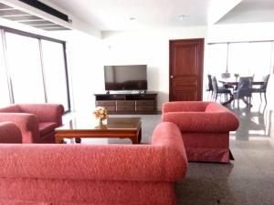 For RentCondoSukhumvit, Asoke, Thonglor : For rent at The Waterford Thonglor11  Negotiable at @livebkk (with @ too)