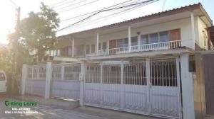 For RentHome OfficeVipawadee, Don Mueang, Lak Si : #Home Office for rent, Soi Vibhavadi 3 and 5, 2 parking spaces, completely renovated, 3 bedrooms, 3 bathrooms, with spacious work space, only 32,000 baht, 200 square meters #near BTS/MRT Chatuchak, only 5 minutes