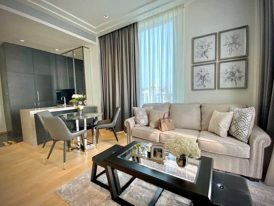 For RentCondoWitthayu, Chidlom, Langsuan, Ploenchit : Condo for rent 28 CHIDLOM, 2 bedrooms, ready to move in.