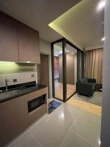 For SaleCondoSapankwai,Jatujak : Urgent sale!! M Jatujak 1 bedroom 29 sq m. Beautiful new room, ready to move in @3,790,000 baht only. You can make an appointment to see the actual room.