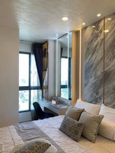 For RentCondoBangna, Bearing, Lasalle : IDMEG107 for rent Ideo Mobi Sukhumvit Eastgate, 27th floor, city view, 30.5 sq m., 1 bedroom, 1 bathroom, 22,000 baht, 064-878-5283