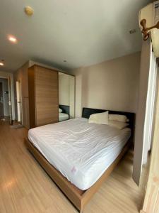 For RentCondoThaphra, Talat Phlu, Wutthakat : CSRP101 Condo for rent Casa Ratchada Ratchaphruek, 25th floor, size 26.5 sq m., 1 bedroom, 1 bathroom, 11,000 baht. 095-392-5645