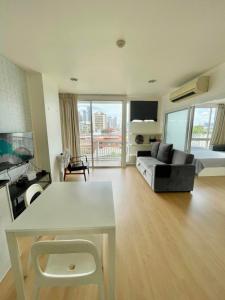 For RentCondoOnnut, Udomsuk : For rent D65 Condominium Sukhumvit 65, 1 bedroom, 1 bathroom, 46 sq m., fully furnished, ready to move in.