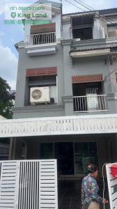 For RentTownhouseChokchai 4, Ladprao 71, Ladprao 48, : #For rent: 3-story townhome, 3 bedrooms, 4 bathrooms, with furniture and 3 air conditioners, Baan Klang Muang Mengjai project, Lat Phrao 80, for rent, price 26,000 baht/month.