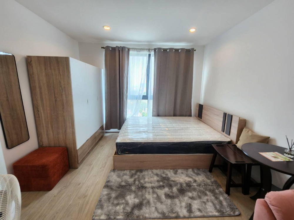 For RentCondoThaphra, Talat Phlu, Wutthakat : New room for rent, Ideo Wutthakat, next to BTS Wutthakat, 110 meters, including furniture + washing machine, only 8,500 baht.