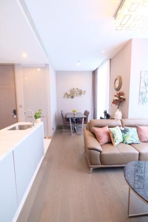 For SaleCondoRama9, Petchburi, RCA : The Esse sing complex, next to MRT Phetchaburi, urgent sale 🔥13.5 million baht, size 48 sq m, high floor, fully furnished. Room ready to make an appointment to see You can contact me.