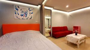 For RentCondoRamkhamhaeng, Hua Mak : LP44255 Condo for rent, Lumpini Ville Ramkhamhaeng 44, 20th floor, Building B, west side, size 30. sq m., 1 bedroom, 1 bathroom, 2 years, 8,300 baht. 094-315-6166