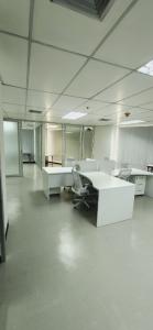For RentOfficeRatchadapisek, Huaikwang, Suttisan : Large office for rent, 118.45 sq m., corner room, 17th floor, newly decorated.