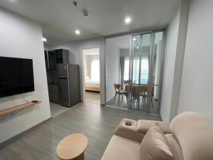 For RentCondoPinklao, Charansanitwong : 🌟The President Charan - Yaek Fai Chai Station 💖 Complete furniture and electrical appliances, ready to move in 💖 Beautiful room Cheap price 💥 There is a washing machine.