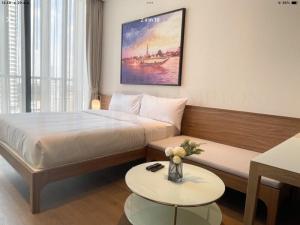 For RentCondoSukhumvit, Asoke, Thonglor : 🎉 For rent Park 24 Condo in the heart of the city. Surrounded by trees, near Emporiu, near BTS Phrom Phong.