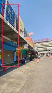 For RentShophouseVipawadee, Don Mueang, Lak Si : Commercial building, 4.5 floors, 1 unit, good location for rent, Don Mueang-Vibhavadi area. Near Don Mueang Railway Station, only 100 meters.